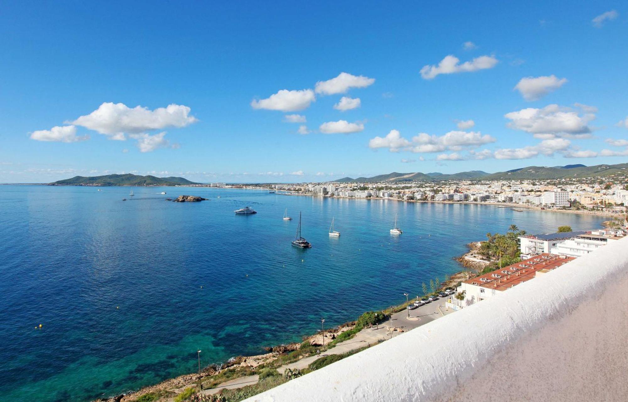 Hostal Marblau Ibiza Extérieur photo